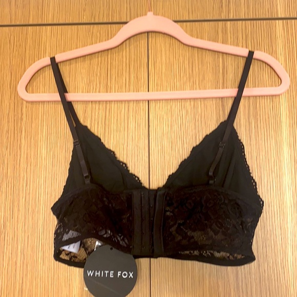 Black lace crop top - Picture 2 of 2